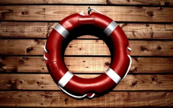 lifesaver-933560_1920